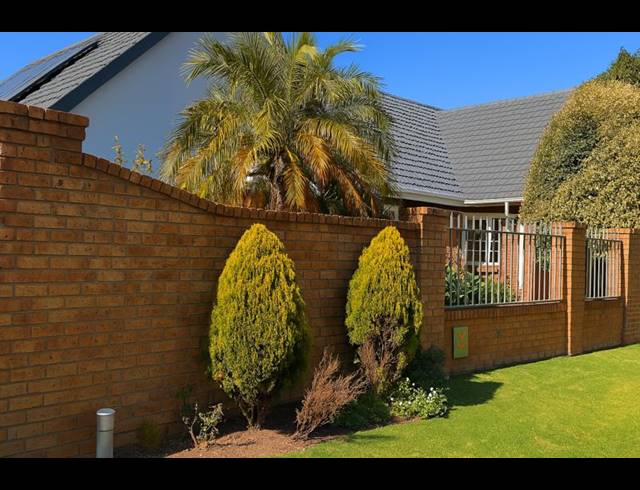 4 BEDROOM HOUSE FOR SALE IN SUNWARD PARK